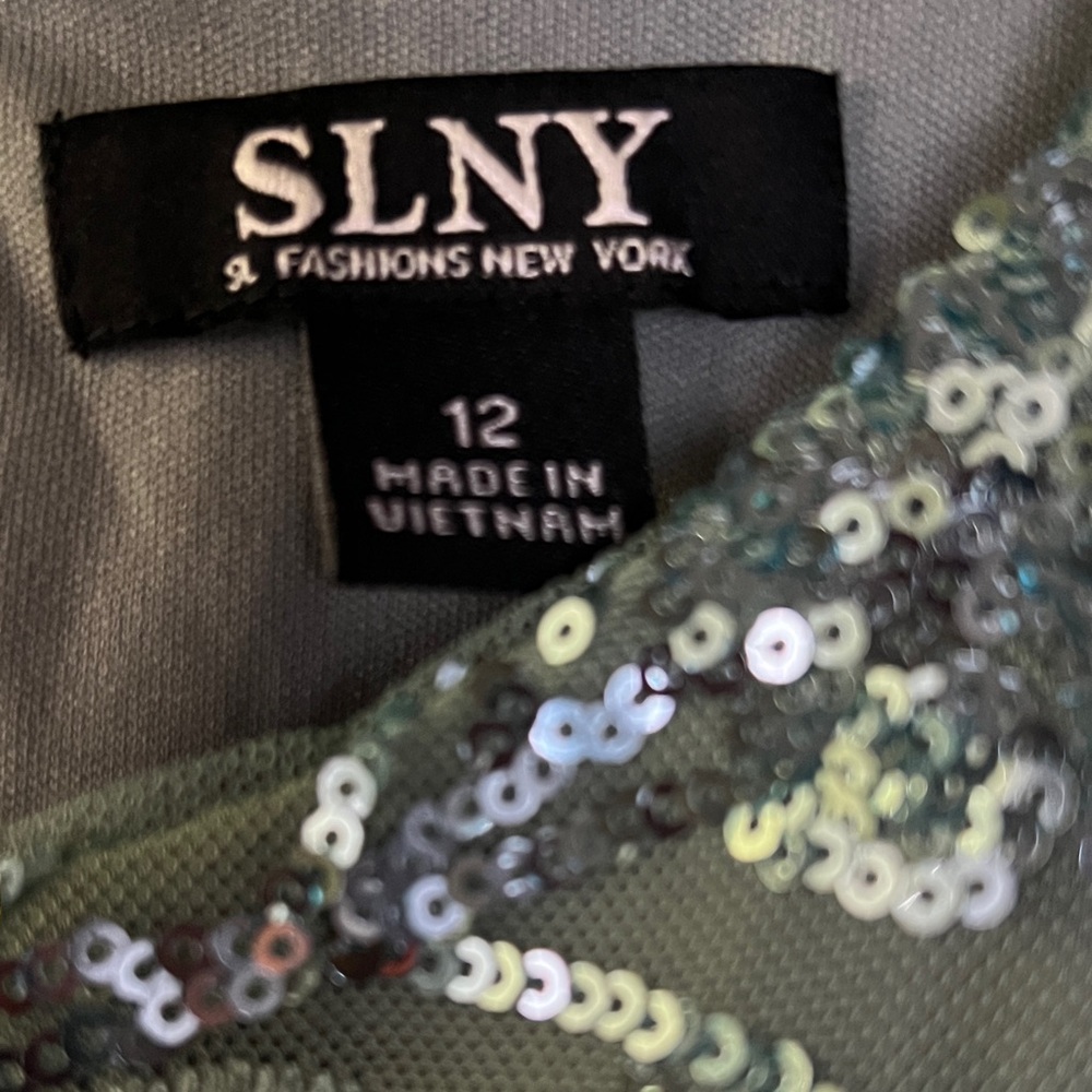 SLNY Elegant Green Sequins Maxi Dress - Picture 3 of 7